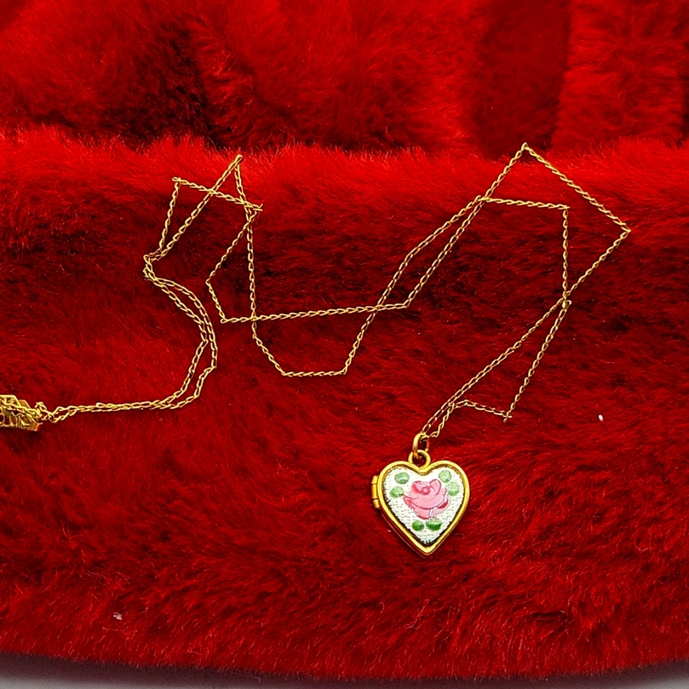 Vintage Locket Necklace